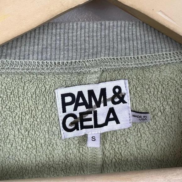 Pam & Gela Cropped Hi Low Sweatshirt Small Green Python Snake Print Crewneck - Picture 3 of 8